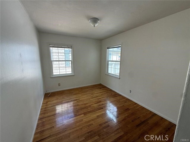 Building Photo - 417 E Walnut Ave