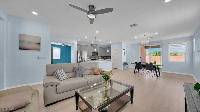 Building Photo - 5827 Casa Branca St