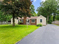 Building Photo - 3662 Monaca Ave