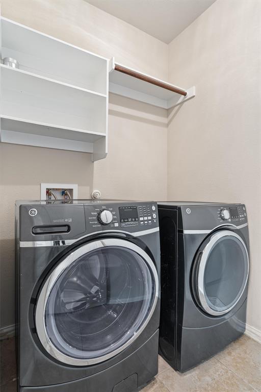 Building Photo - 437 Oyster Creek