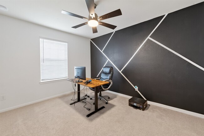 Building Photo - 6215 Prince Pl Dr