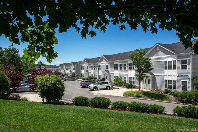 Primary Photo - 262 Indian Head Rd