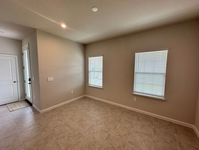 Building Photo - Beautiful Home For Rent in Apopka!