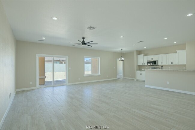 Building Photo - 2213 Hayden Way