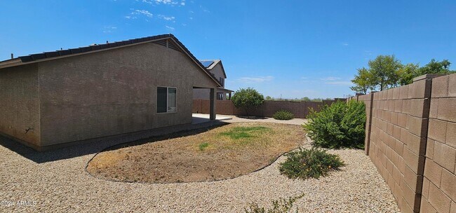 Building Photo - 10430 E Verbina Ln