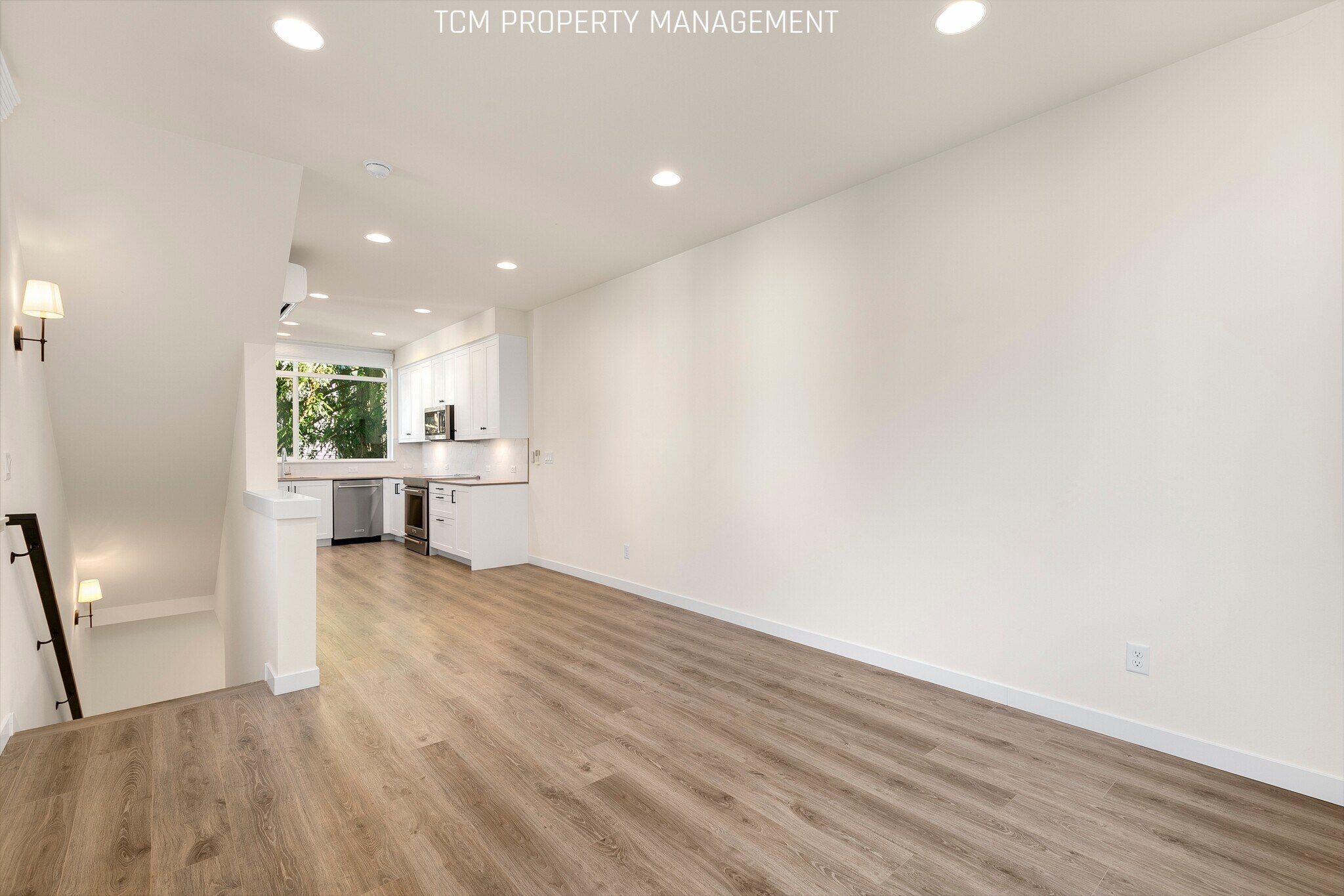 Building Photo - 2024E NE 85th St