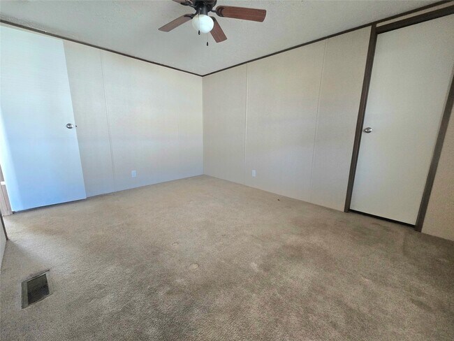 Building Photo - 195 Rd 5255