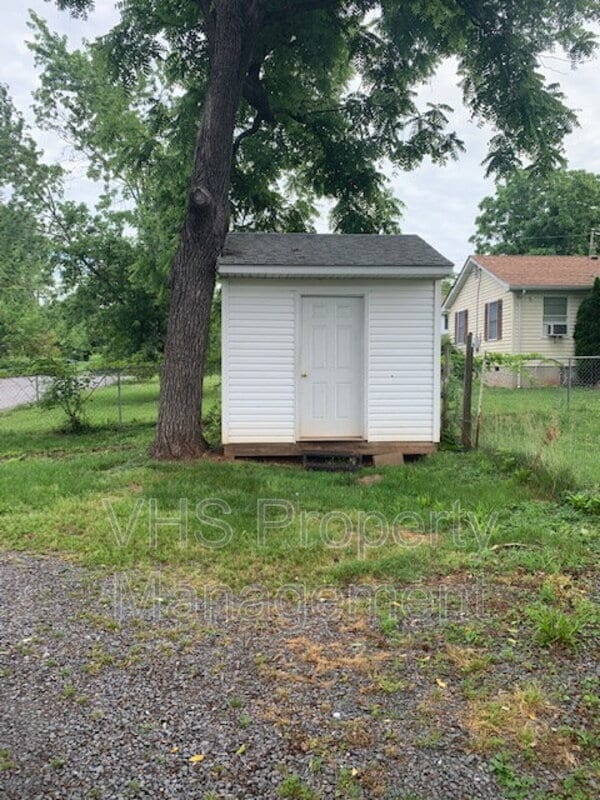 Building Photo - 510 Sperryville Pike