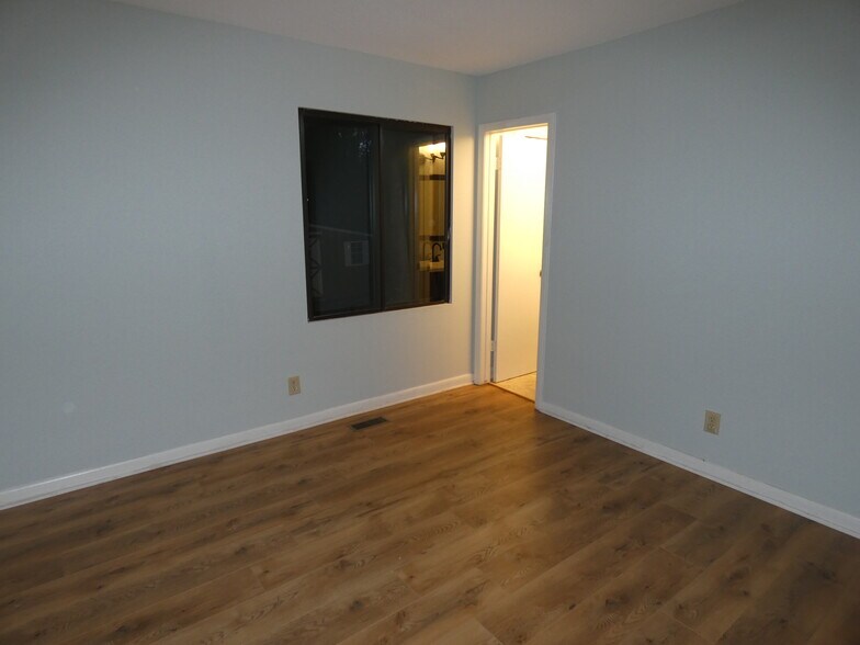 Building Photo - 3506 Marquis Dr