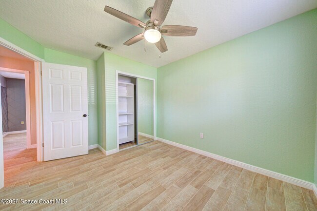 Building Photo - 2610 Via Napoli Ct