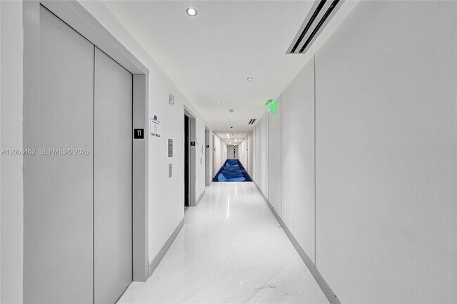 Building Photo - 1170 E Hallandale Beach Blvd