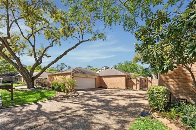 Building Photo - 318 W Fair Harbor Ln