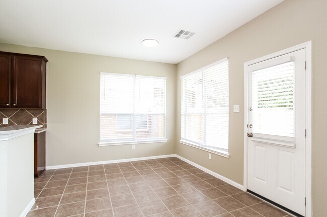 Building Photo - 21806 Catoosa Dr