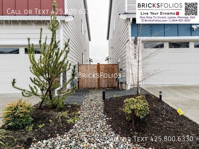 Building Photo - Spacious 2-Bedroom Basement Retreat in Mar...