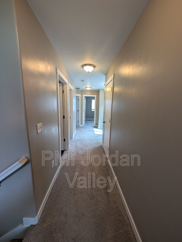 Building Photo - 5077 W Arete Wy