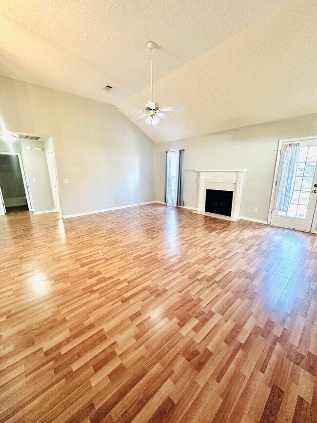 Building Photo - 714 Lindsey Brooke Trace - MOVE IN SPECIAL