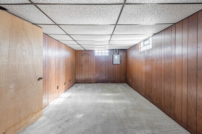 Building Photo - 1208 Waverly Pl