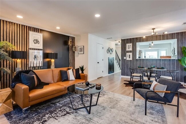 Building Photo - 5015 Laurel Springs Way SE
