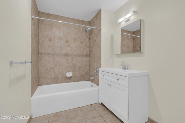 Building Photo - 300 Emory St