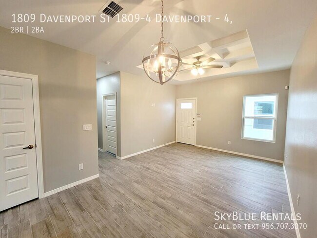 Building Photo - 1809 Davenport St