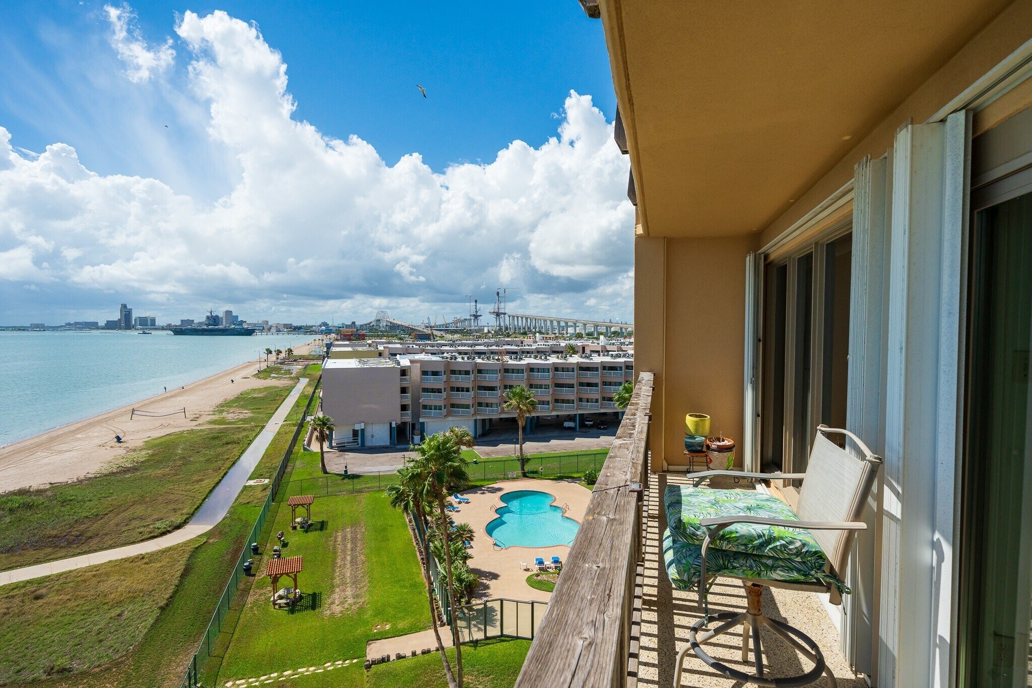 Building Photo - 4000 Surfside Blvd