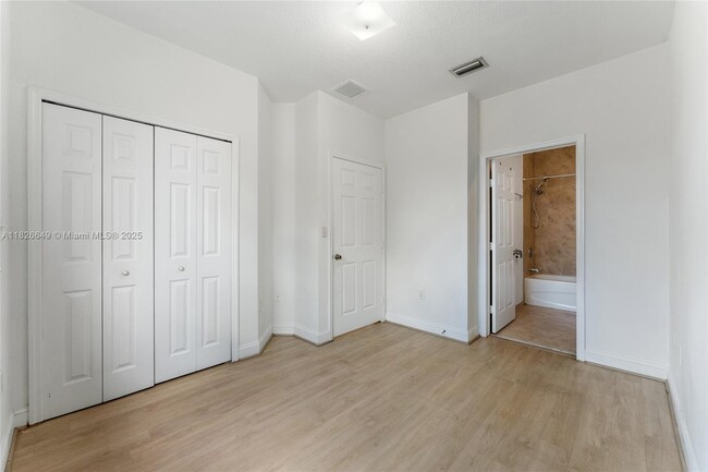 Building Photo - 18032 NW 74th Ct