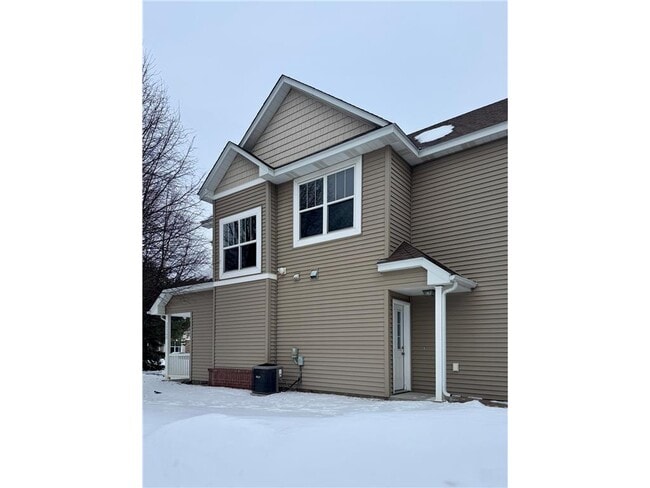 Building Photo - 12173 Waconia St NE