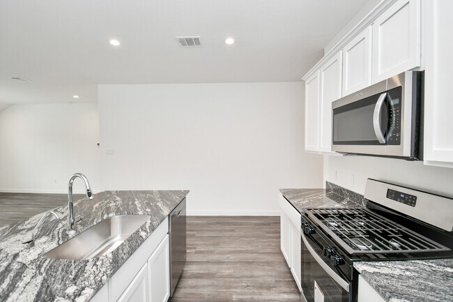 Building Photo - 1123 Briscoe Ct