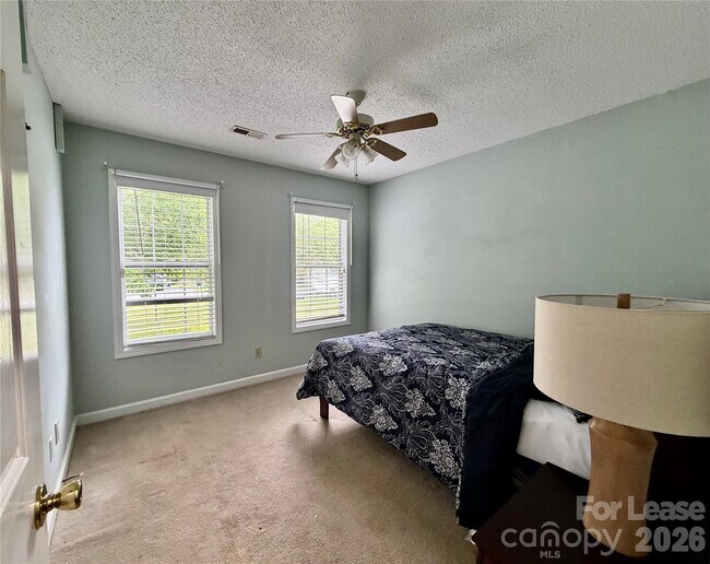 Building Photo - 2809 Faircroft Way