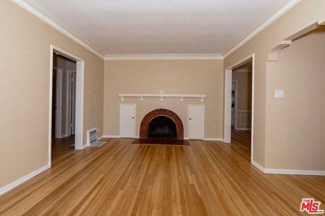 Building Photo - 6353 W 82nd St