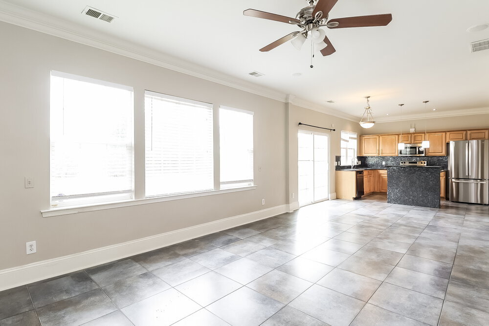 Building Photo - 11007 Holm Oak Pl