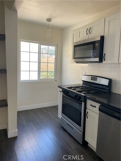 Building Photo - 1325 Douglas St