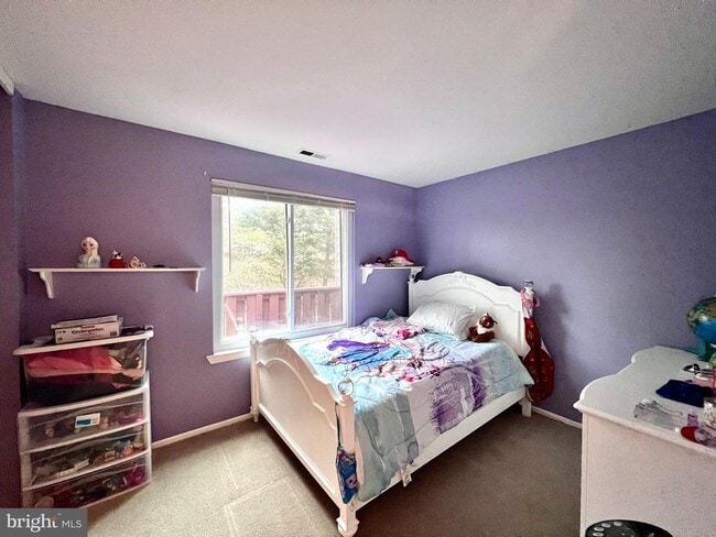 Building Photo - 4204B Aberdeen Dr