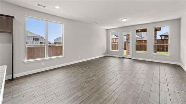 Building Photo - 3804 Malibu Dr