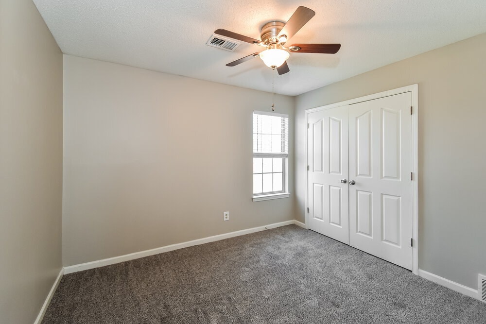 Building Photo - 7457 Lee Ann Dr