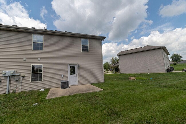 Building Photo - 3910 Snowy Owl Dr