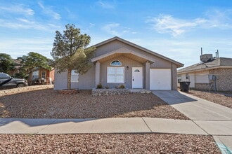 Building Photo - 3 bedroom 2 bathroom house in Horizon.