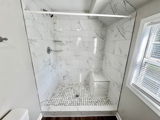 Building Photo - 324 Harrell St