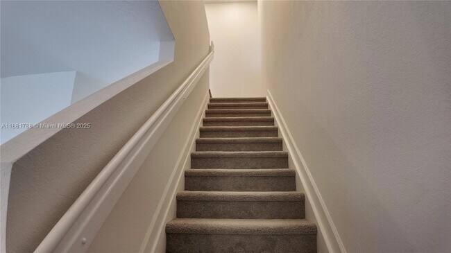 Building Photo - 35761 SW 178th Ct