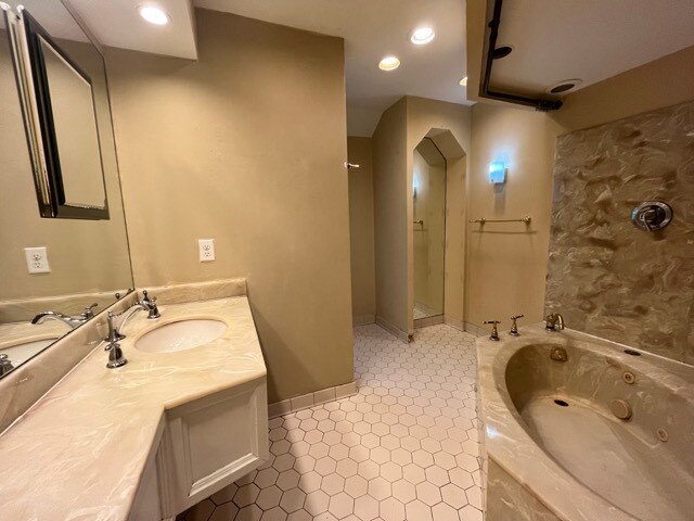 Main level bathroom - 3948 N Downer Ave