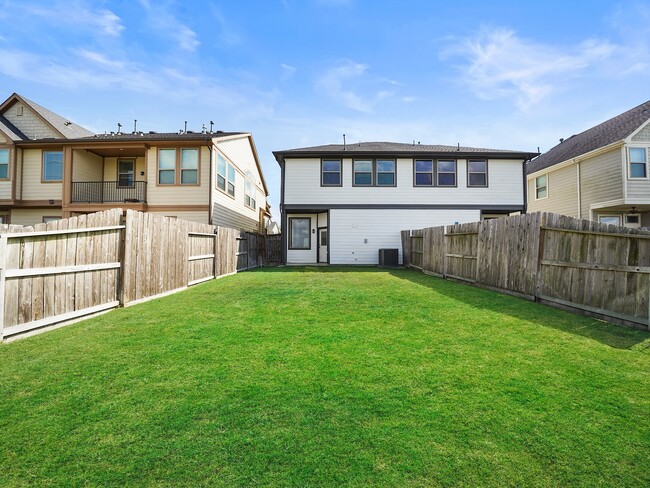 Building Photo - 5210 Pr Ter Ln