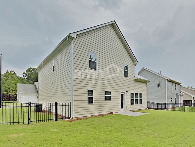 Building Photo - 482 Camp dr