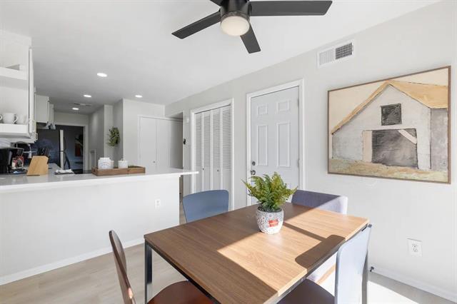 Building Photo - 9402 Moss Farm Ln