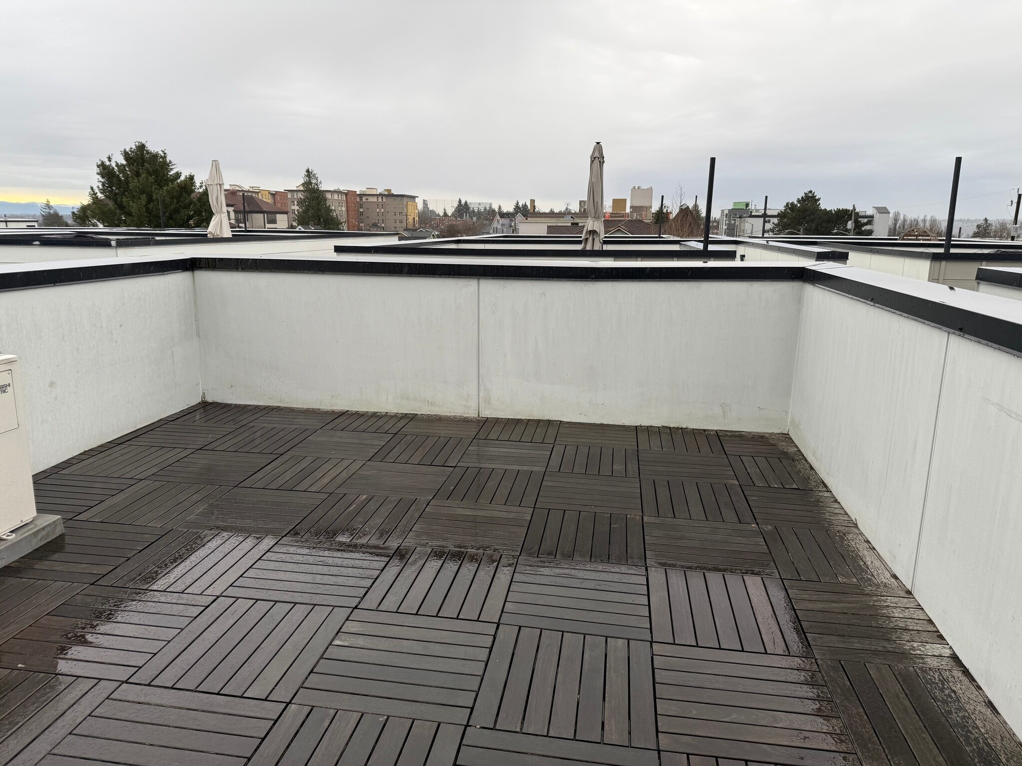 Building Photo - 2320C 15th Ave S