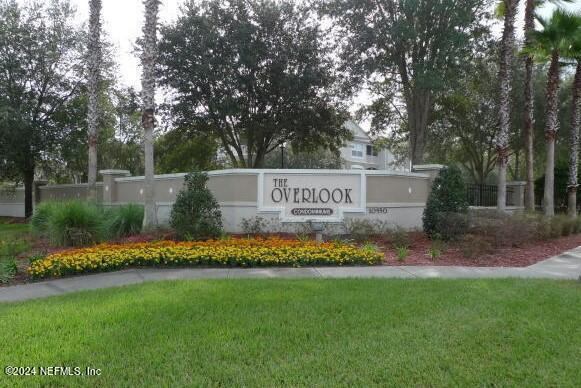 Primary Photo - 10550 Baymeadows Rd