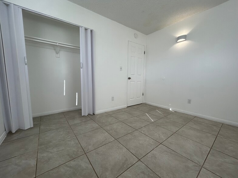 Guest Bed #2 - 6375 Linda Lee Dr