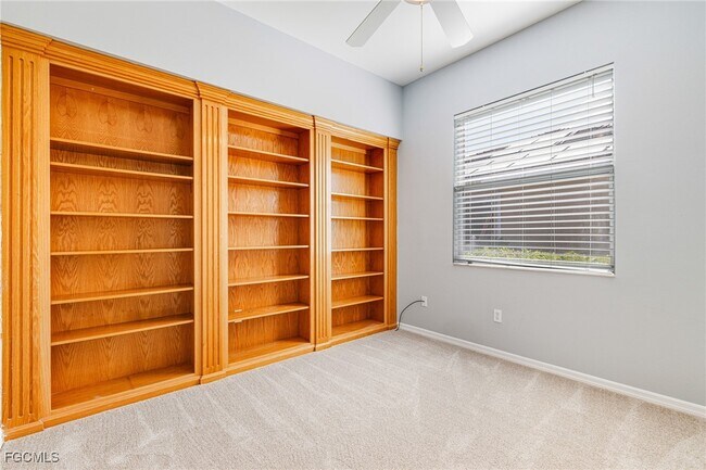 Building Photo - 12986 Kedleston Cir