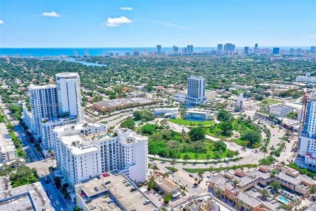 Building Photo - 1830 Radius Dr