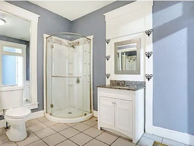 Building Photo - 423 N Webster St