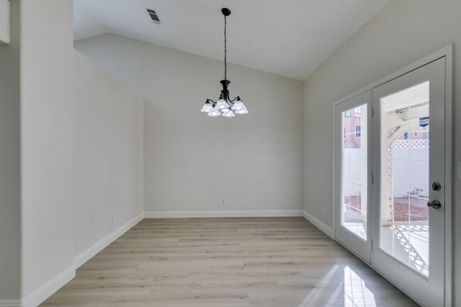 Building Photo - Lovely 1 story home near Warm Springs and Green Valley Pkwy with LARGE backyard!
